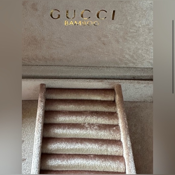 NEW Gucci Beauty VIP Pink Velvet Beauty Hatd Sided Jewelry Case - Picture 7 of 7